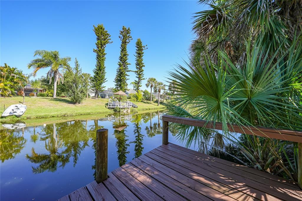 For Sale: $275,000 (2 beds, 2 baths, 1785 Square Feet)