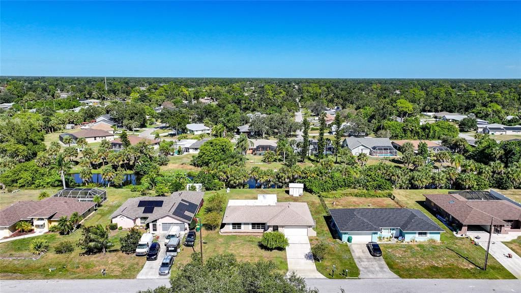 For Sale: $275,000 (2 beds, 2 baths, 1785 Square Feet)