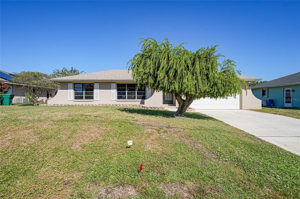 For Sale: $275,000 (2 beds, 2 baths, 1785 Square Feet)