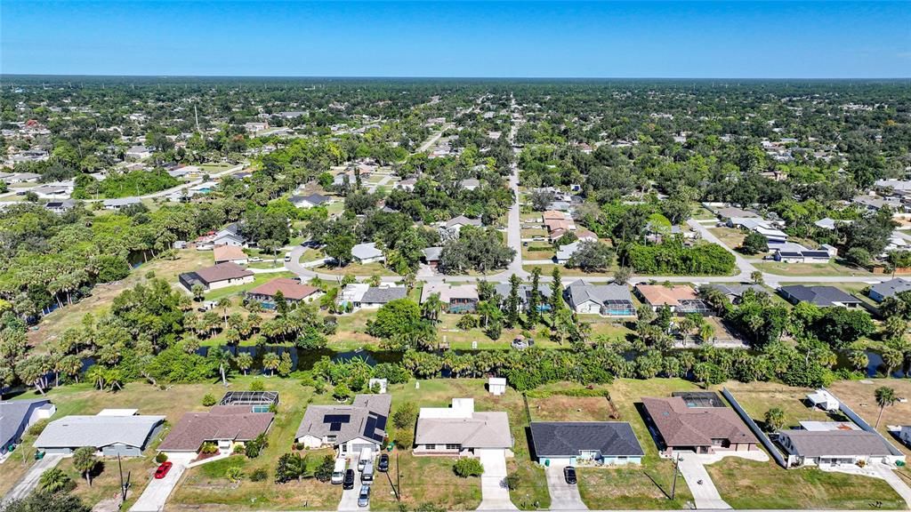 For Sale: $275,000 (2 beds, 2 baths, 1785 Square Feet)