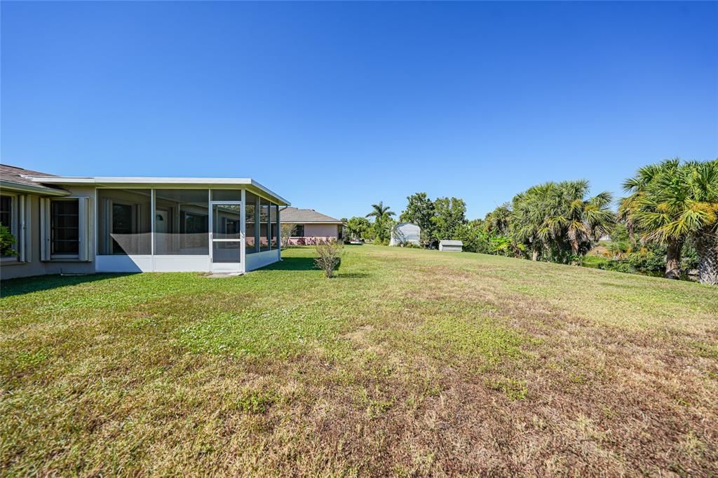 For Sale: $275,000 (2 beds, 2 baths, 1785 Square Feet)