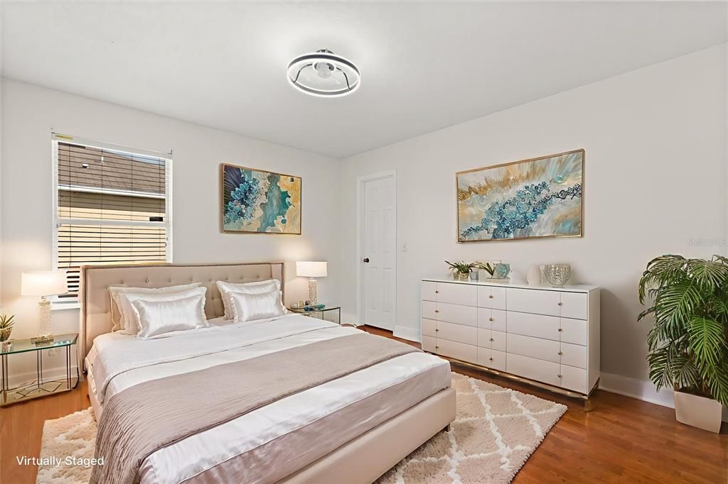 For Sale: $595,000 (6 beds, 4 baths, 3457 Square Feet)