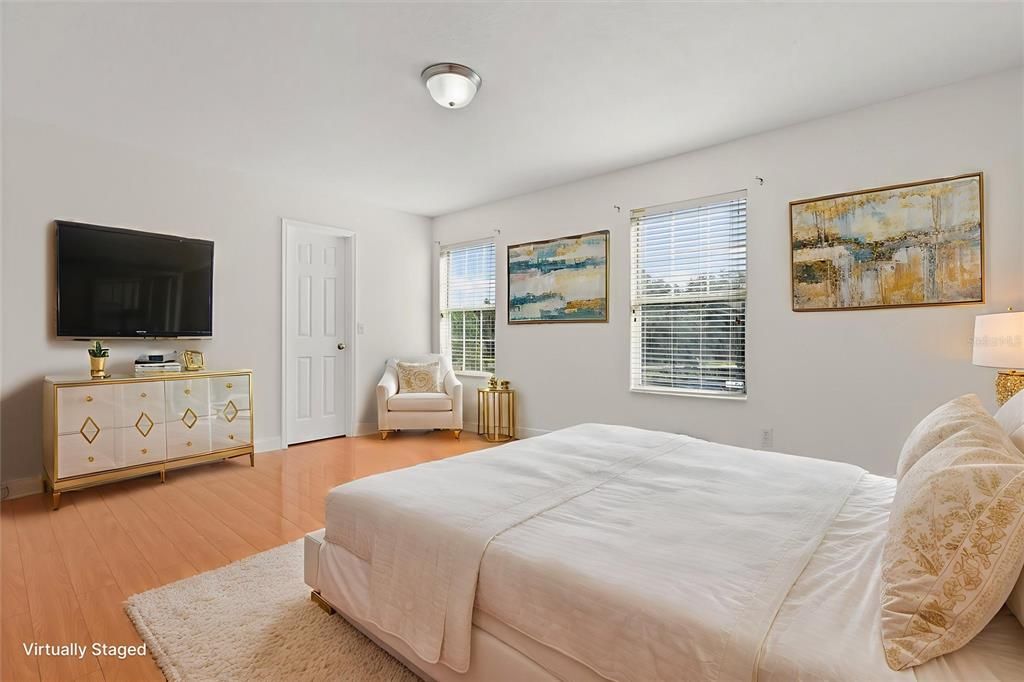 For Sale: $595,000 (6 beds, 4 baths, 3457 Square Feet)