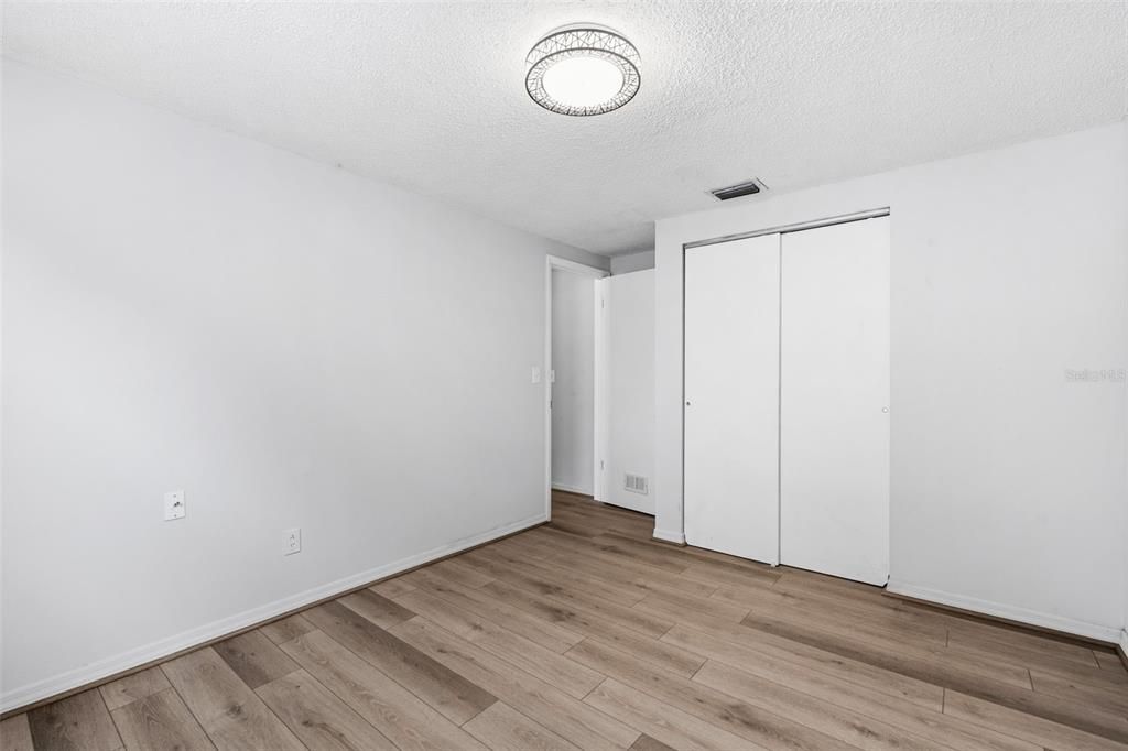 出租: $3,000 (3 贝兹, 2 浴室, 1559 平方英尺)