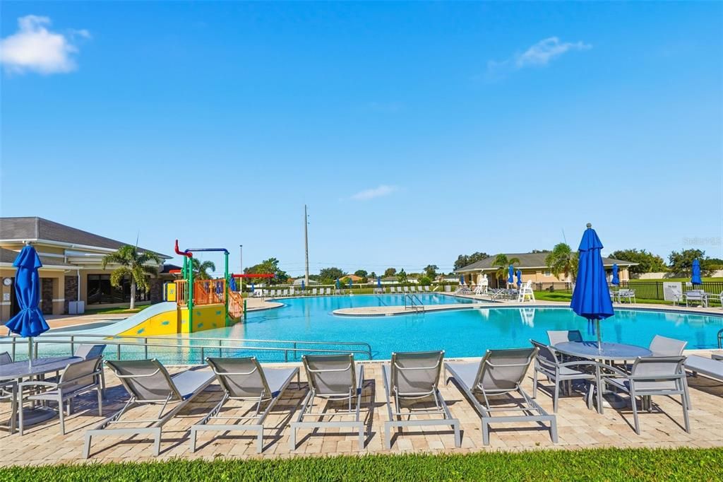 待售: $262,000 (3 贝兹, 2 浴室, 1435 平方英尺)