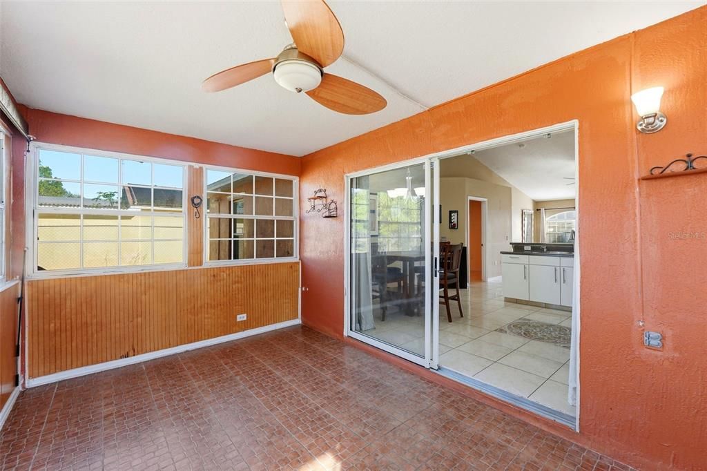 待售: $262,000 (3 贝兹, 2 浴室, 1435 平方英尺)