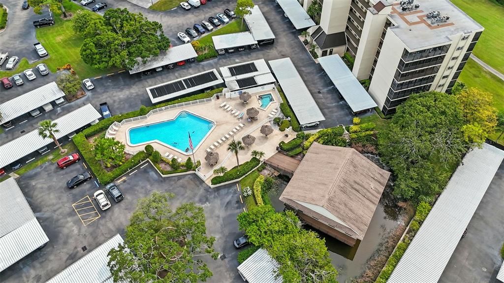 For Sale: $249,900 (2 beds, 2 baths, 960 Square Feet)