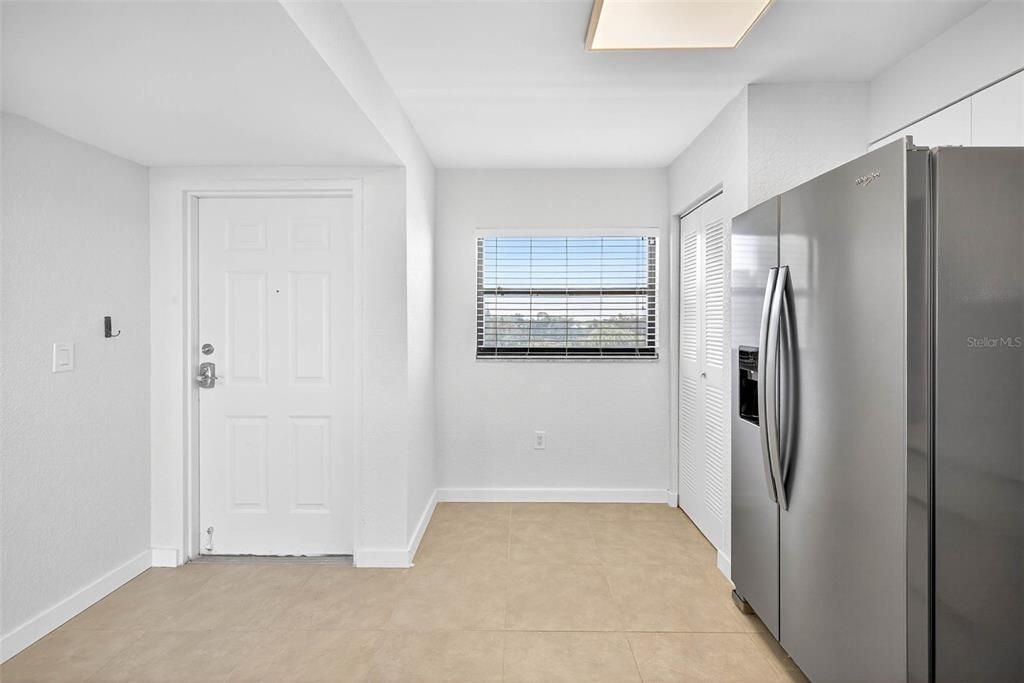 For Sale: $249,900 (2 beds, 2 baths, 960 Square Feet)