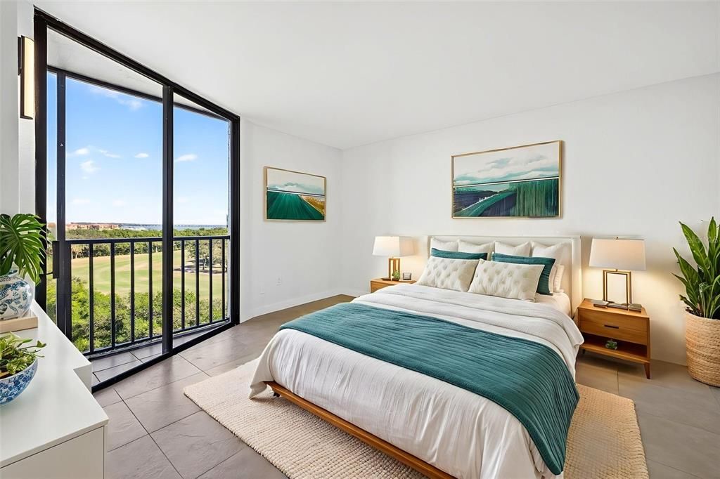 For Sale: $249,900 (2 beds, 2 baths, 960 Square Feet)