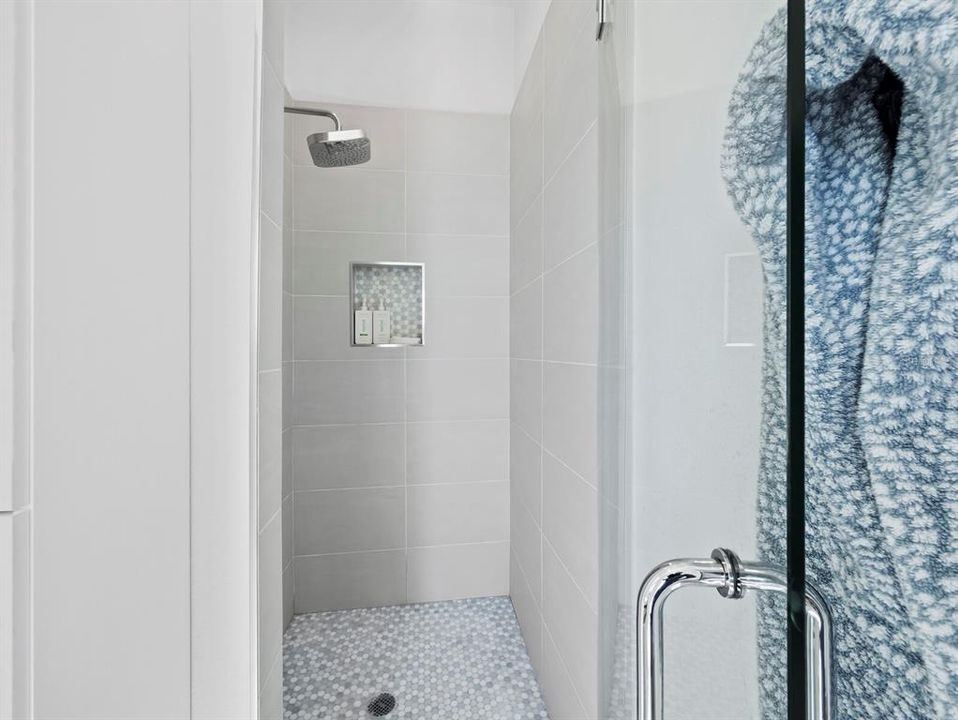 En Venta: $2,799,000 (4 camas, 4 baños, 2848 Pies cuadrados)