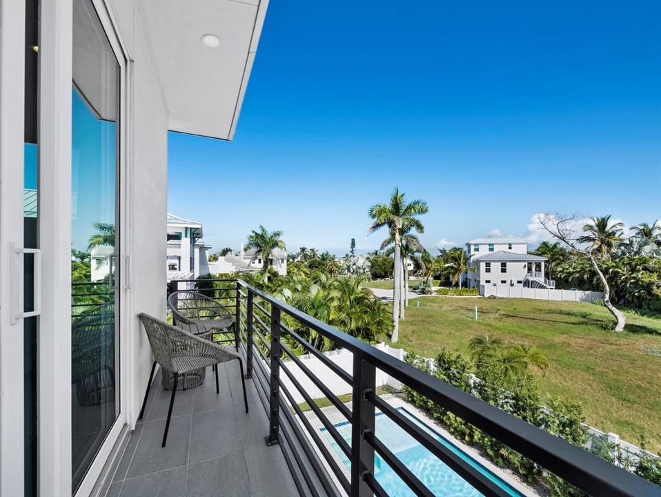 En Venta: $2,799,000 (4 camas, 4 baños, 2848 Pies cuadrados)