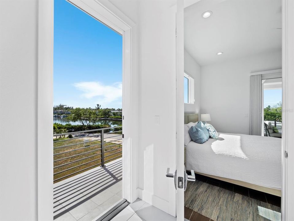 En Venta: $2,799,000 (4 camas, 4 baños, 2848 Pies cuadrados)