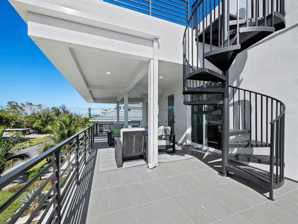 En Venta: $2,799,000 (4 camas, 4 baños, 2848 Pies cuadrados)