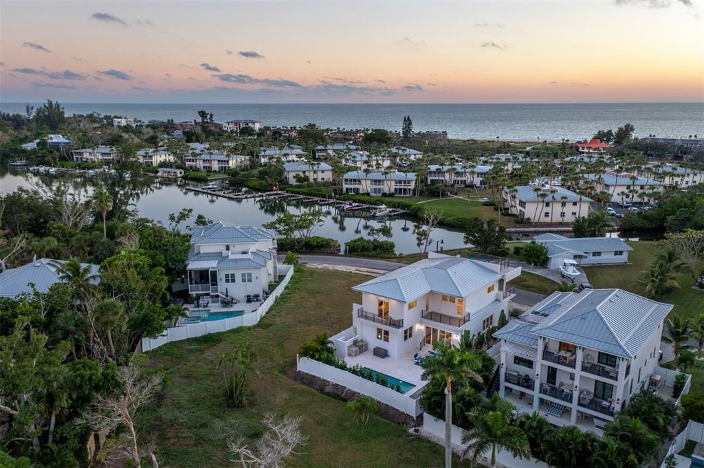 En Venta: $2,799,000 (4 camas, 4 baños, 2848 Pies cuadrados)