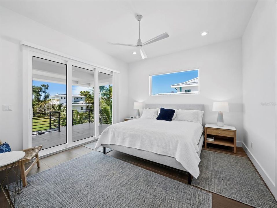 En Venta: $2,799,000 (4 camas, 4 baños, 2848 Pies cuadrados)