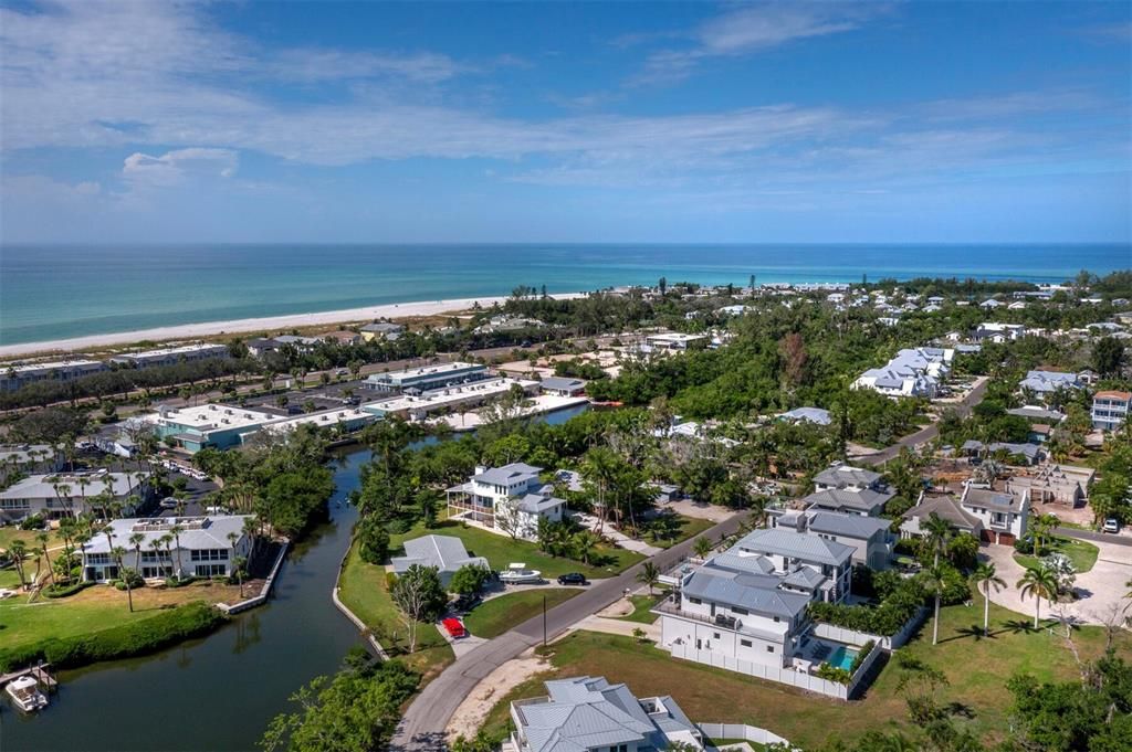 En Venta: $2,799,000 (4 camas, 4 baños, 2848 Pies cuadrados)