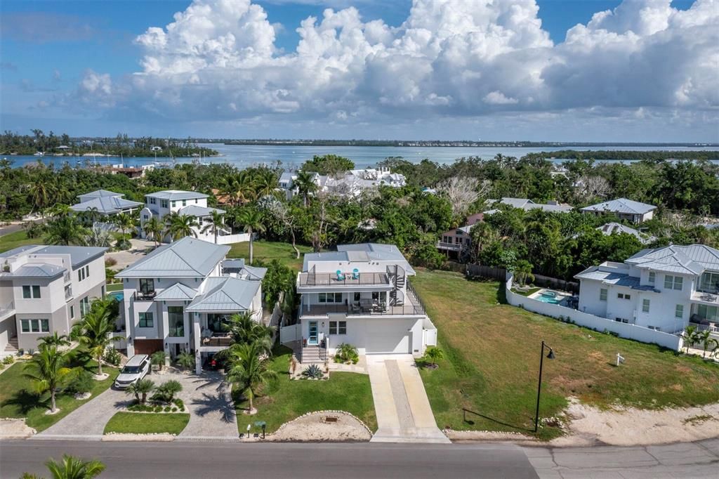 En Venta: $2,799,000 (4 camas, 4 baños, 2848 Pies cuadrados)