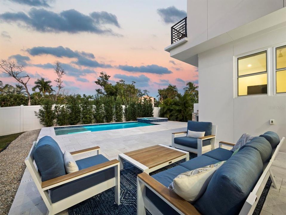 En Venta: $2,799,000 (4 camas, 4 baños, 2848 Pies cuadrados)