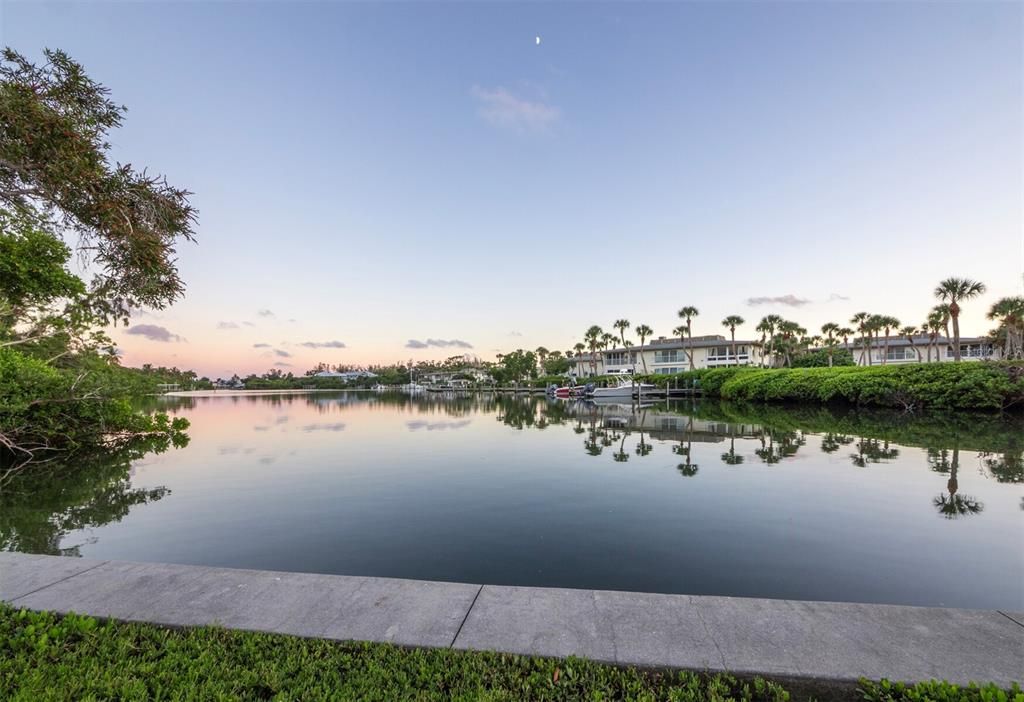 En Venta: $2,799,000 (4 camas, 4 baños, 2848 Pies cuadrados)