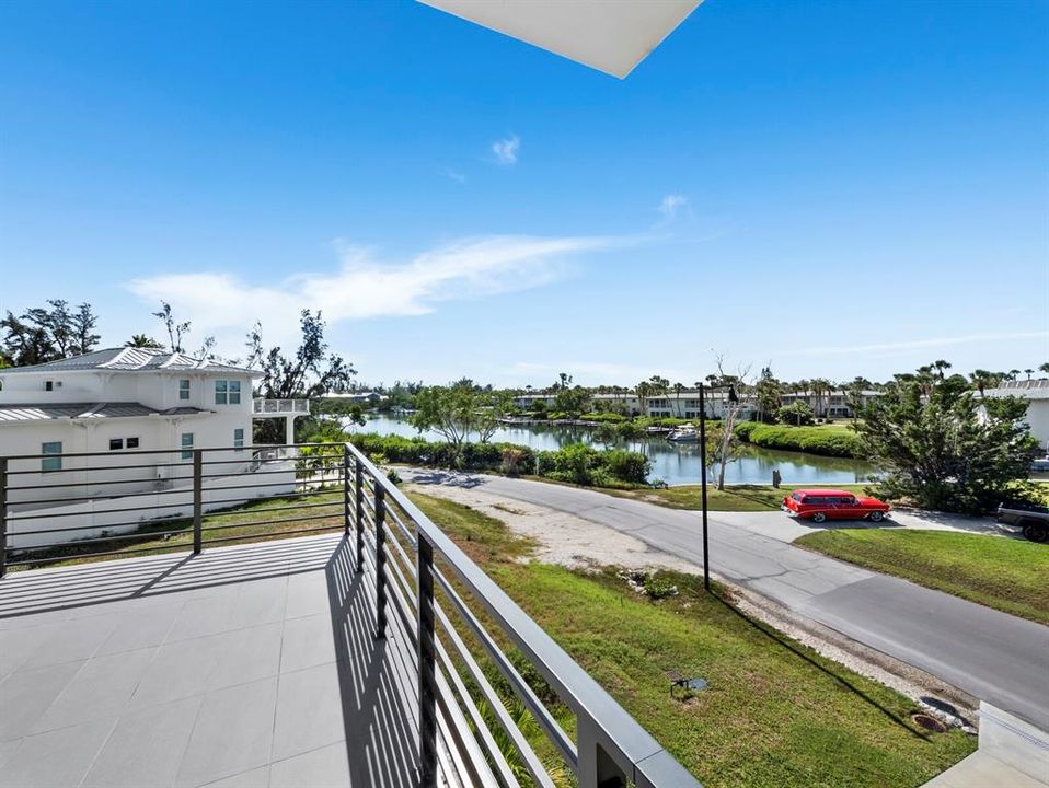 En Venta: $2,799,000 (4 camas, 4 baños, 2848 Pies cuadrados)