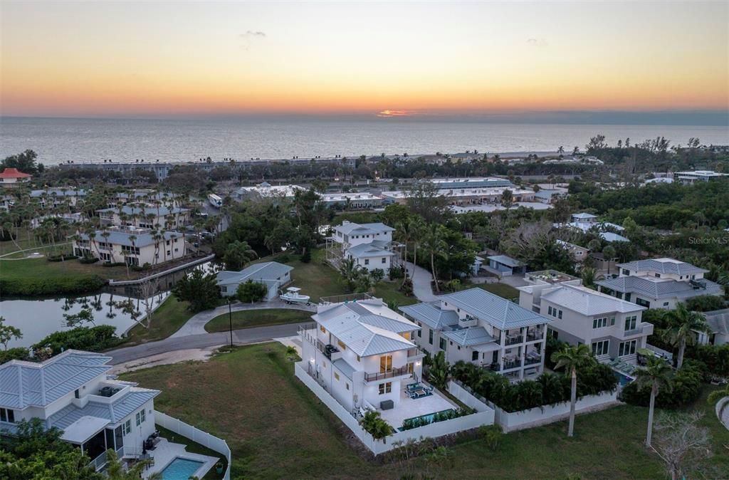 En Venta: $2,799,000 (4 camas, 4 baños, 2848 Pies cuadrados)