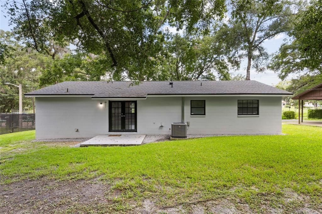 В аренду: $2,000 (3 спален, 1 ванн, 1040 Квадратных фут)