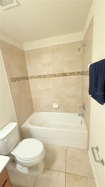 For Sale: $359,500 (3 beds, 3 baths, 1872 Square Feet)