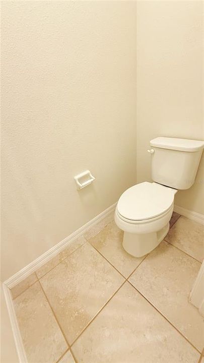 For Sale: $359,500 (3 beds, 3 baths, 1872 Square Feet)