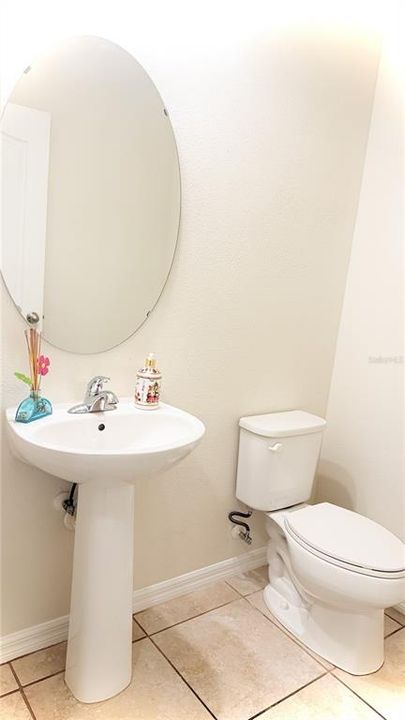 For Sale: $359,500 (3 beds, 3 baths, 1872 Square Feet)