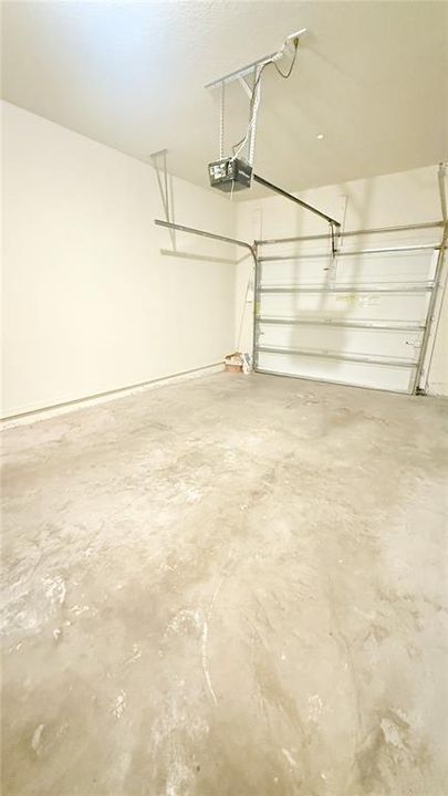 For Sale: $359,500 (3 beds, 3 baths, 1872 Square Feet)