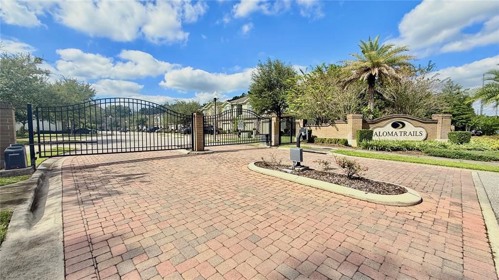 For Sale: $359,500 (3 beds, 3 baths, 1872 Square Feet)