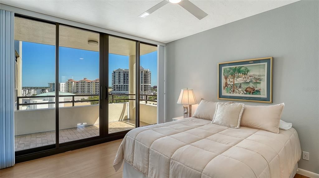 For Sale: $1,499,900 (3 beds, 2 baths, 1901 Square Feet)