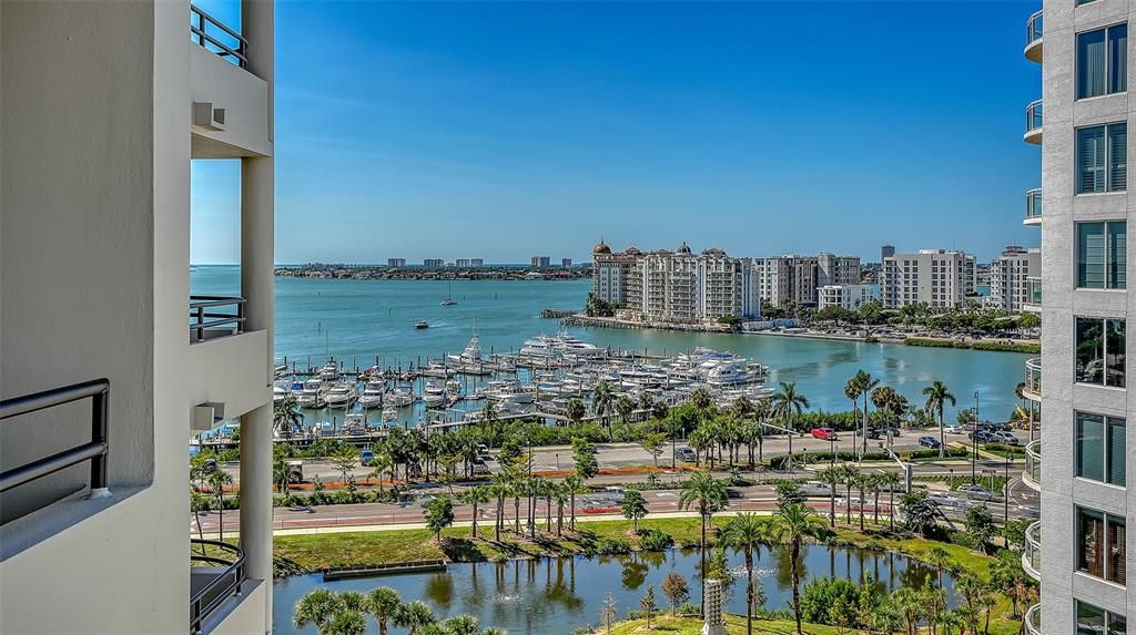 For Sale: $1,499,900 (3 beds, 2 baths, 1901 Square Feet)