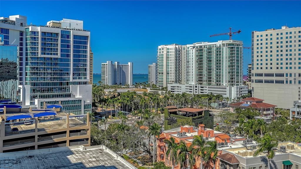 For Sale: $1,499,900 (3 beds, 2 baths, 1901 Square Feet)