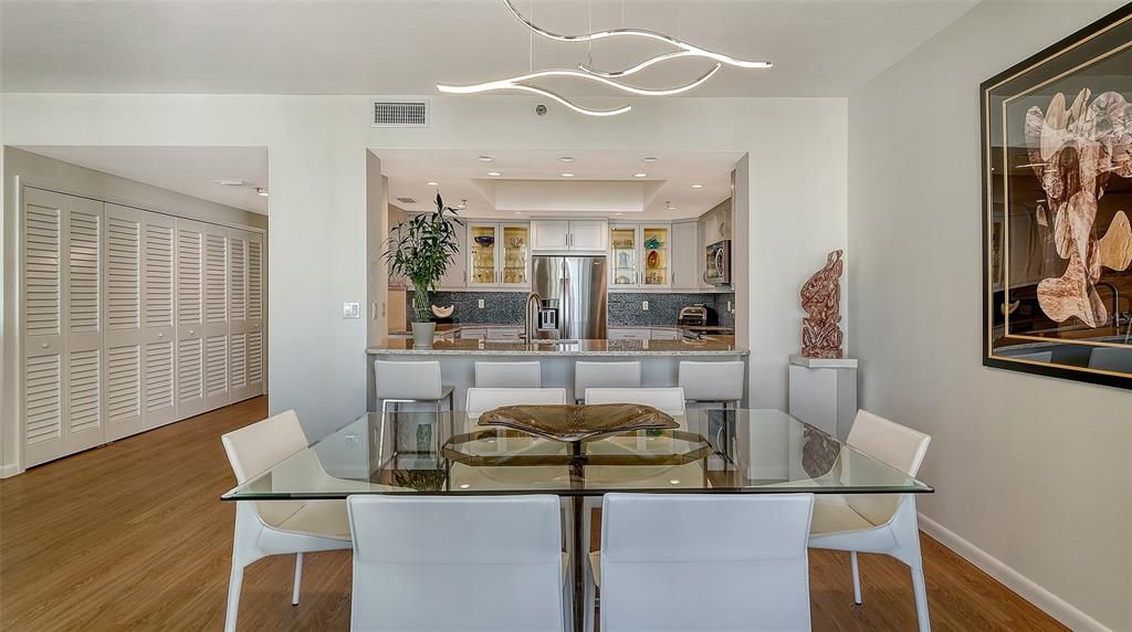 For Sale: $1,499,900 (3 beds, 2 baths, 1901 Square Feet)