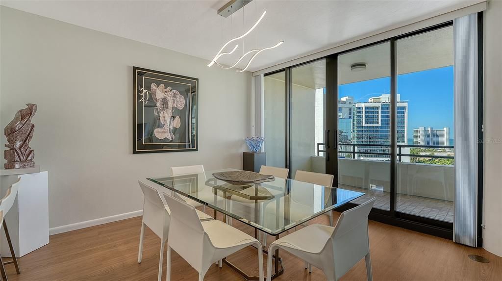 For Sale: $1,499,900 (3 beds, 2 baths, 1901 Square Feet)