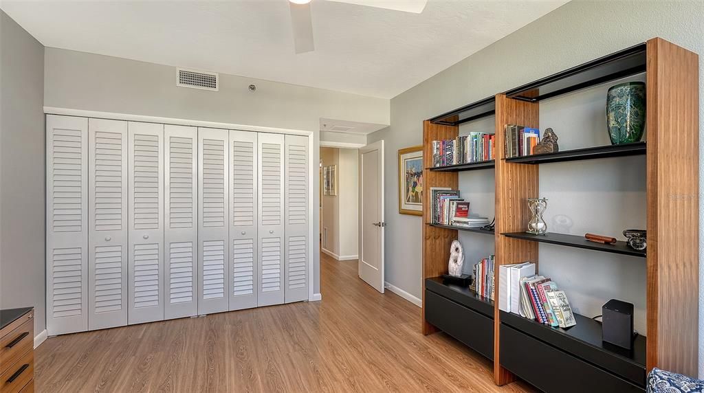 For Sale: $1,499,900 (3 beds, 2 baths, 1901 Square Feet)