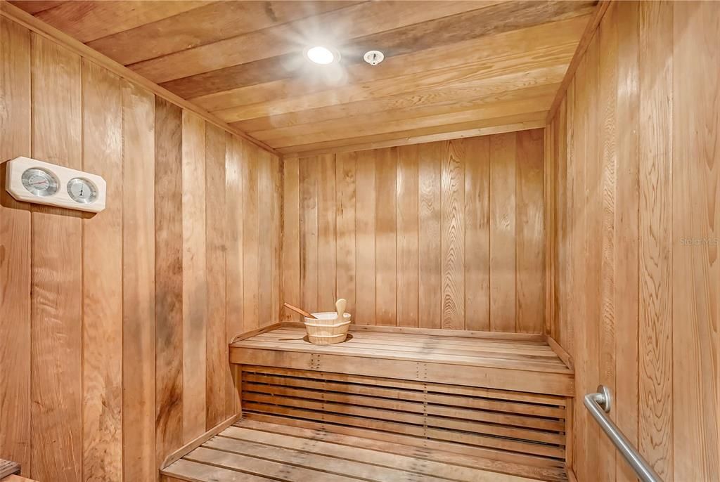 For Sale: $1,499,900 (3 beds, 2 baths, 1901 Square Feet)