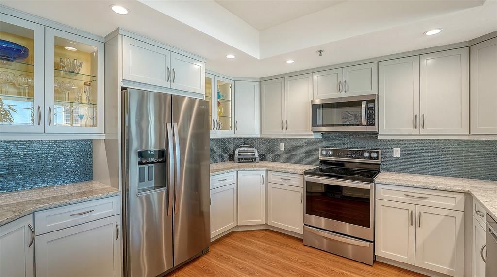 For Sale: $1,499,900 (3 beds, 2 baths, 1901 Square Feet)