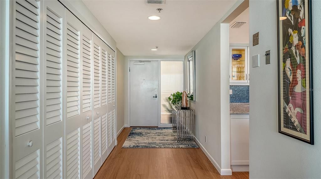 For Sale: $1,499,900 (3 beds, 2 baths, 1901 Square Feet)