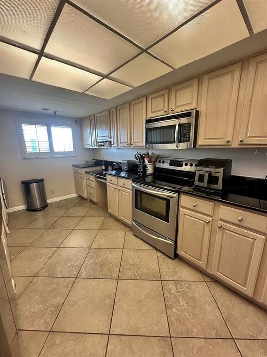 For Rent: $3,800 (2 beds, 2 baths, 1270 Square Feet)