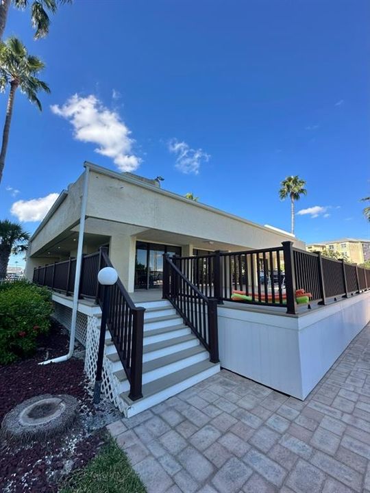 For Rent: $3,800 (2 beds, 2 baths, 1270 Square Feet)