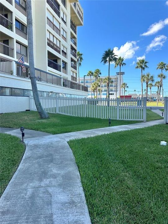 For Rent: $3,800 (2 beds, 2 baths, 1270 Square Feet)