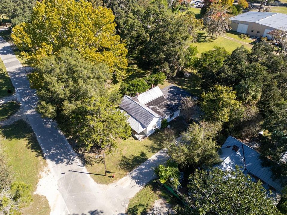 For Sale: $195,000 (2 beds, 2 baths, 1321 Square Feet)