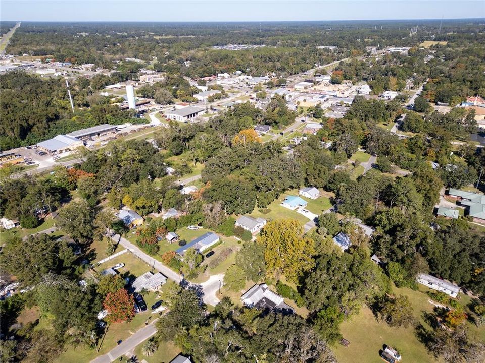 For Sale: $195,000 (2 beds, 2 baths, 1321 Square Feet)