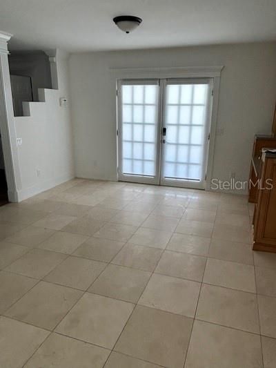 В аренду: $4,000 (5 спален, 4 ванн, 3584 Квадратных фут)