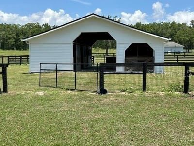 В аренду: $4,000 (5 спален, 4 ванн, 3584 Квадратных фут)