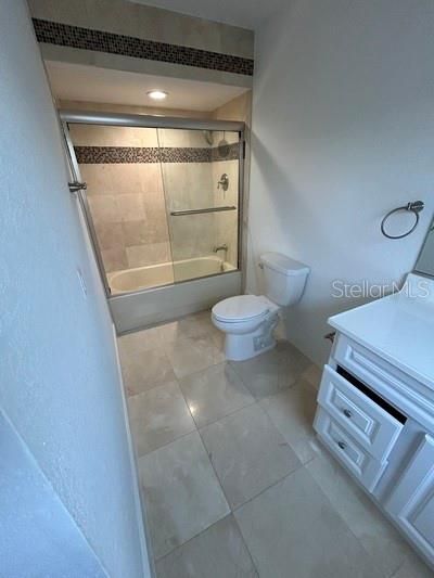 В аренду: $4,000 (5 спален, 4 ванн, 3584 Квадратных фут)