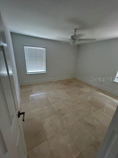 В аренду: $4,000 (5 спален, 4 ванн, 3584 Квадратных фут)