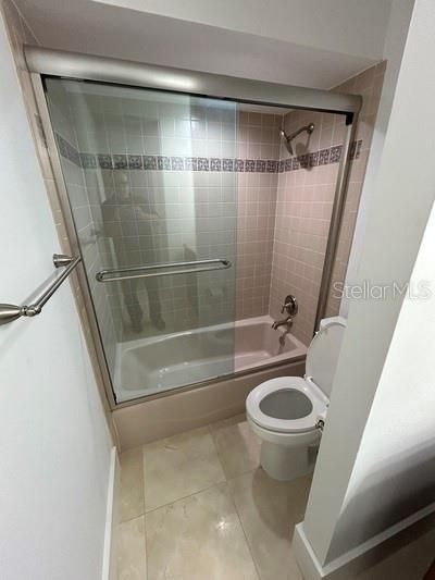 В аренду: $4,000 (5 спален, 4 ванн, 3584 Квадратных фут)